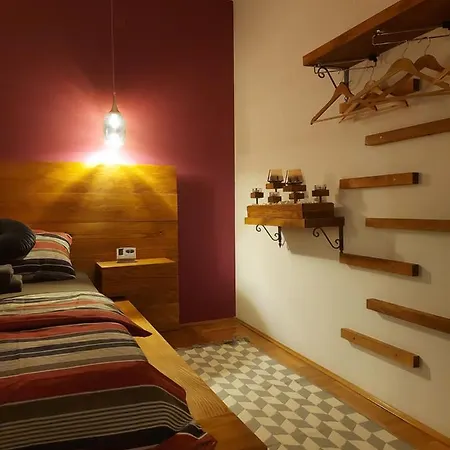 River Lux سريمسكا ميتروفيكا