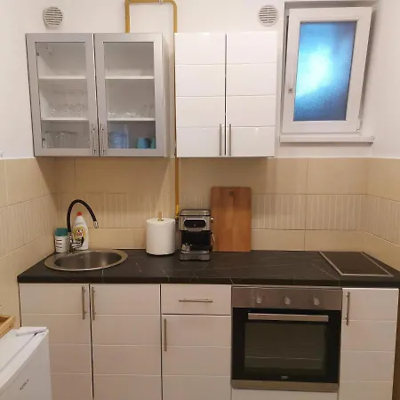 River Lux سريمسكا ميتروفيكا